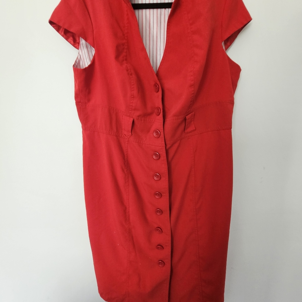 Sandra Darren Red Button Front Lined Sleeveless Dress Size 16W